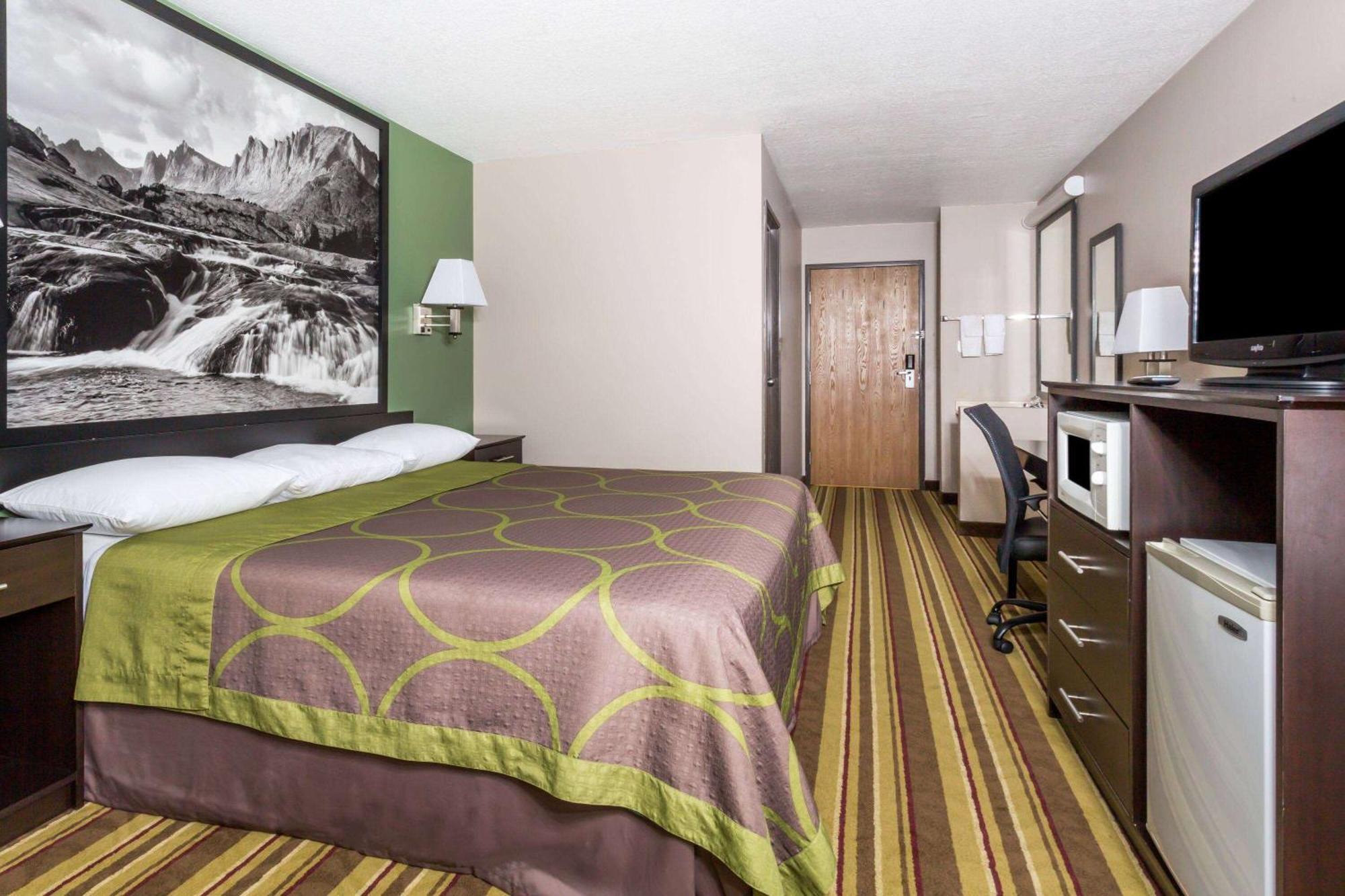 Super 8 By Wyndham Rock Springs Hotel Exterior foto
