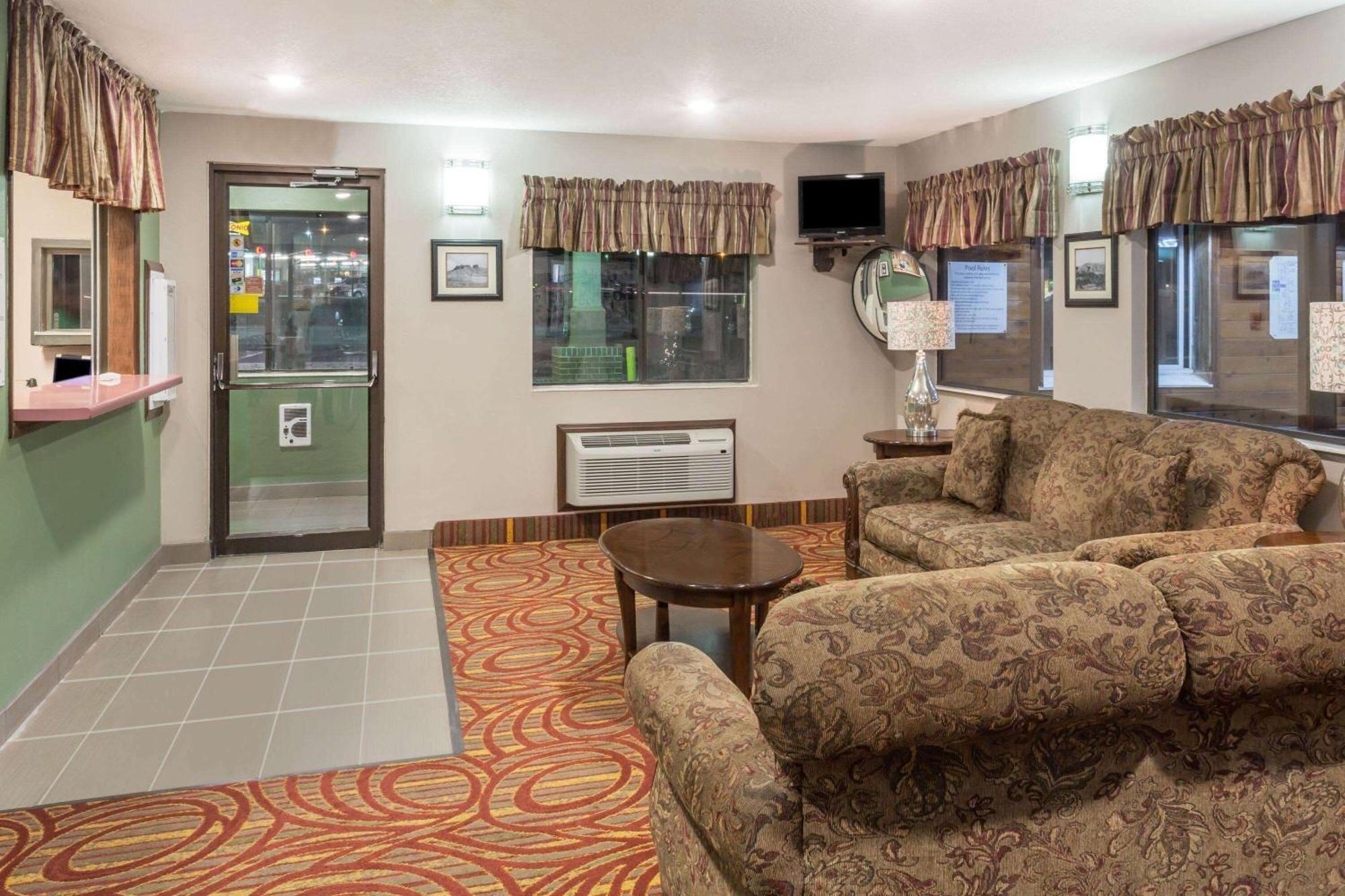 Super 8 By Wyndham Rock Springs Hotel Exterior foto